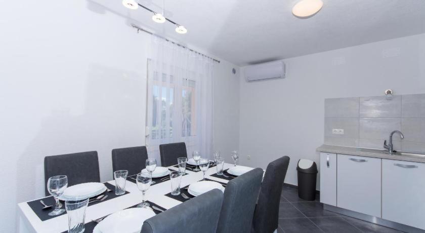 Villa Sunset Kastela Ngoại thất bức ảnh