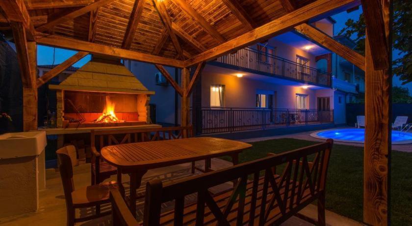 Villa Sunset Kastela Ngoại thất bức ảnh