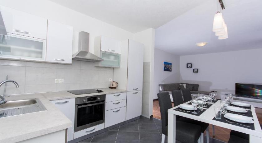 Villa Sunset Kastela Ngoại thất bức ảnh